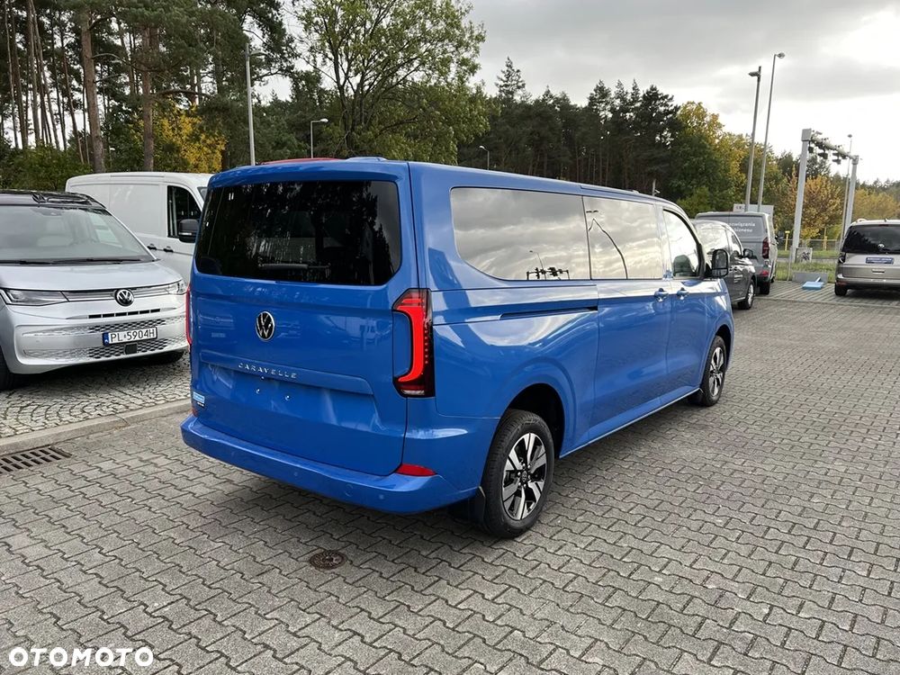 Volkswagen Caravelle - 4