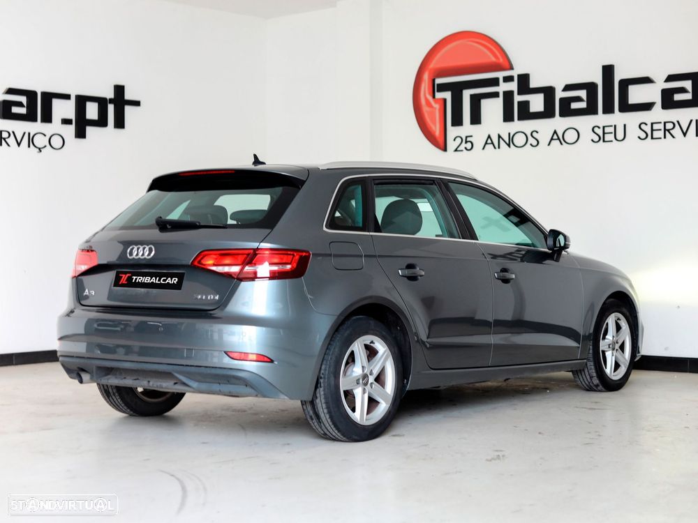 Audi A3 Sportback 30 TDI - 4