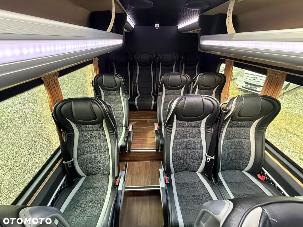 Mercedes-Benz Sprinter 519 - 16