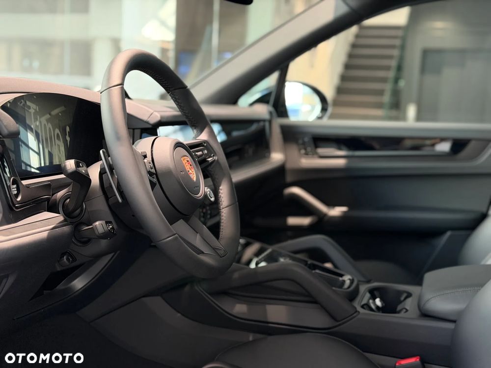Porsche Cayenne E-Hybrid PHEV Black Edition - 31