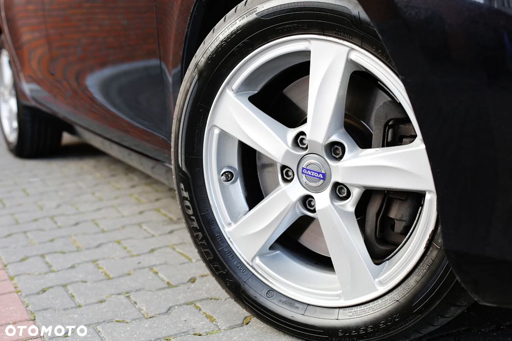 Volvo V40 D4 Drive-E R-Design Momentum - 14