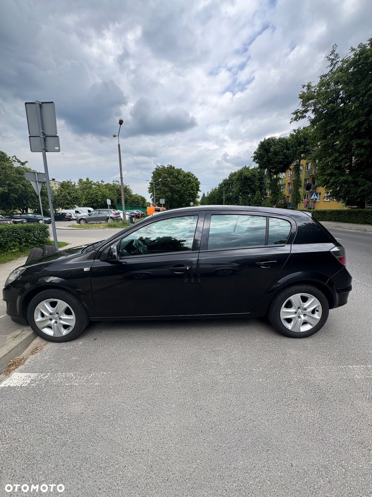 Opel Astra 1.6 - 8