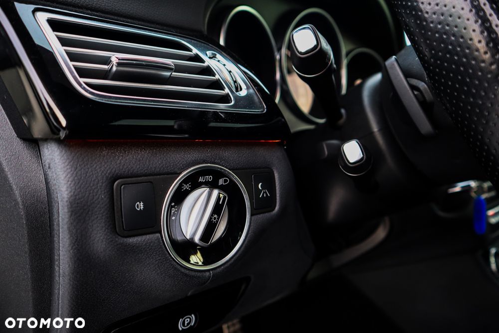 Mercedes-Benz CLS - 7