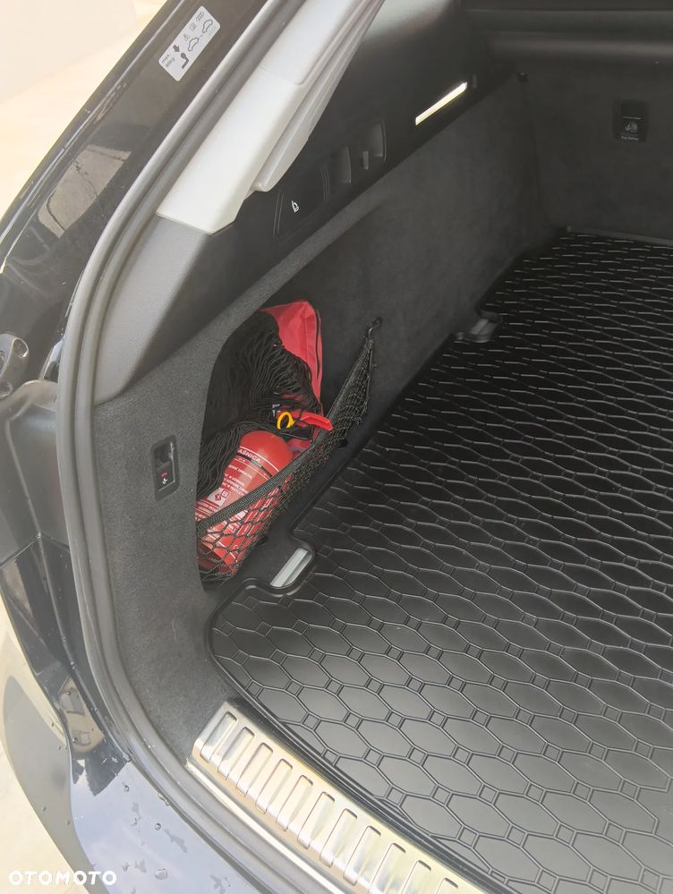 Audi A6 Avant 40 TDI S tronic - 11