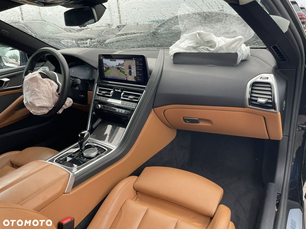 BMW Seria 8 840d xDrive mHEV - 11