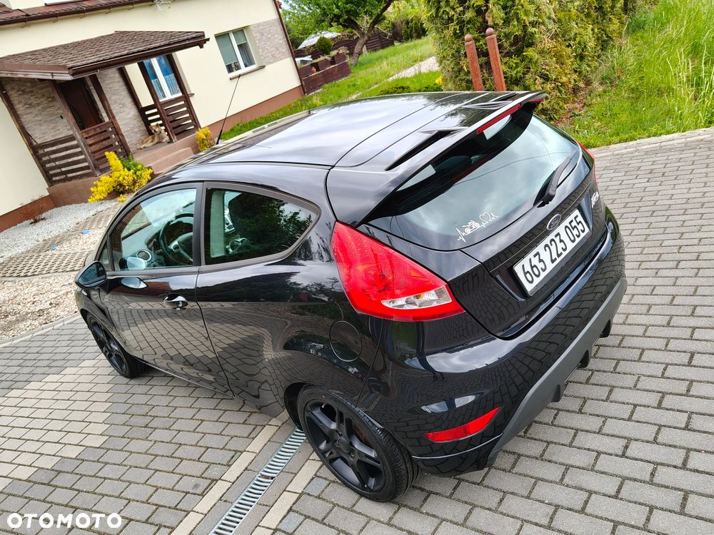 Ford Fiesta 1.4 Sport - 21