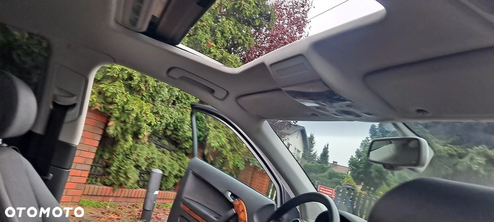 Audi A3 3-drzwiowe 2.0 FSI Ambition Tiptronic - 30