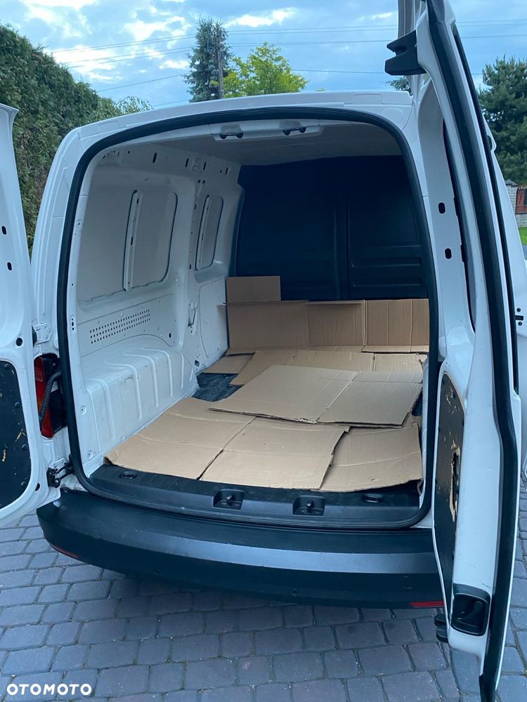 Volkswagen Caddy - 9