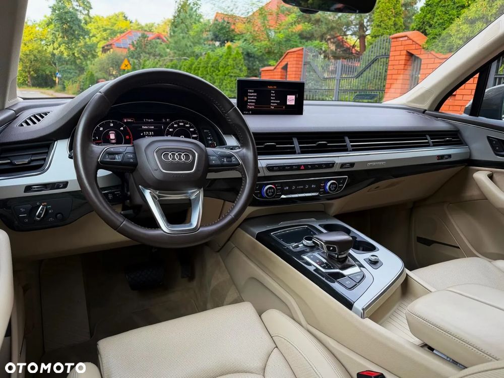 Audi Q7 - 21