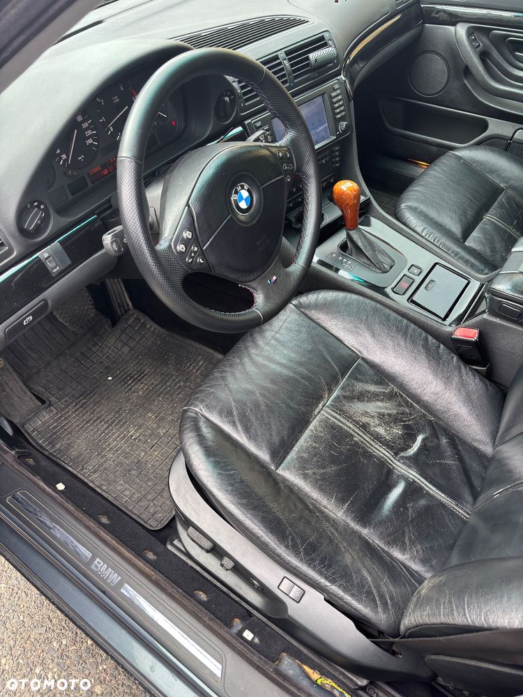 BMW Seria 7 - 15