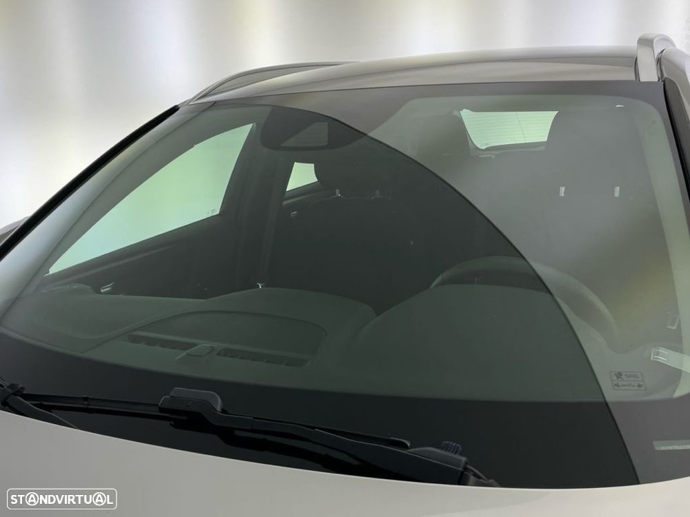 Volvo XC 40 1.5 T4 PHEV Core - 21