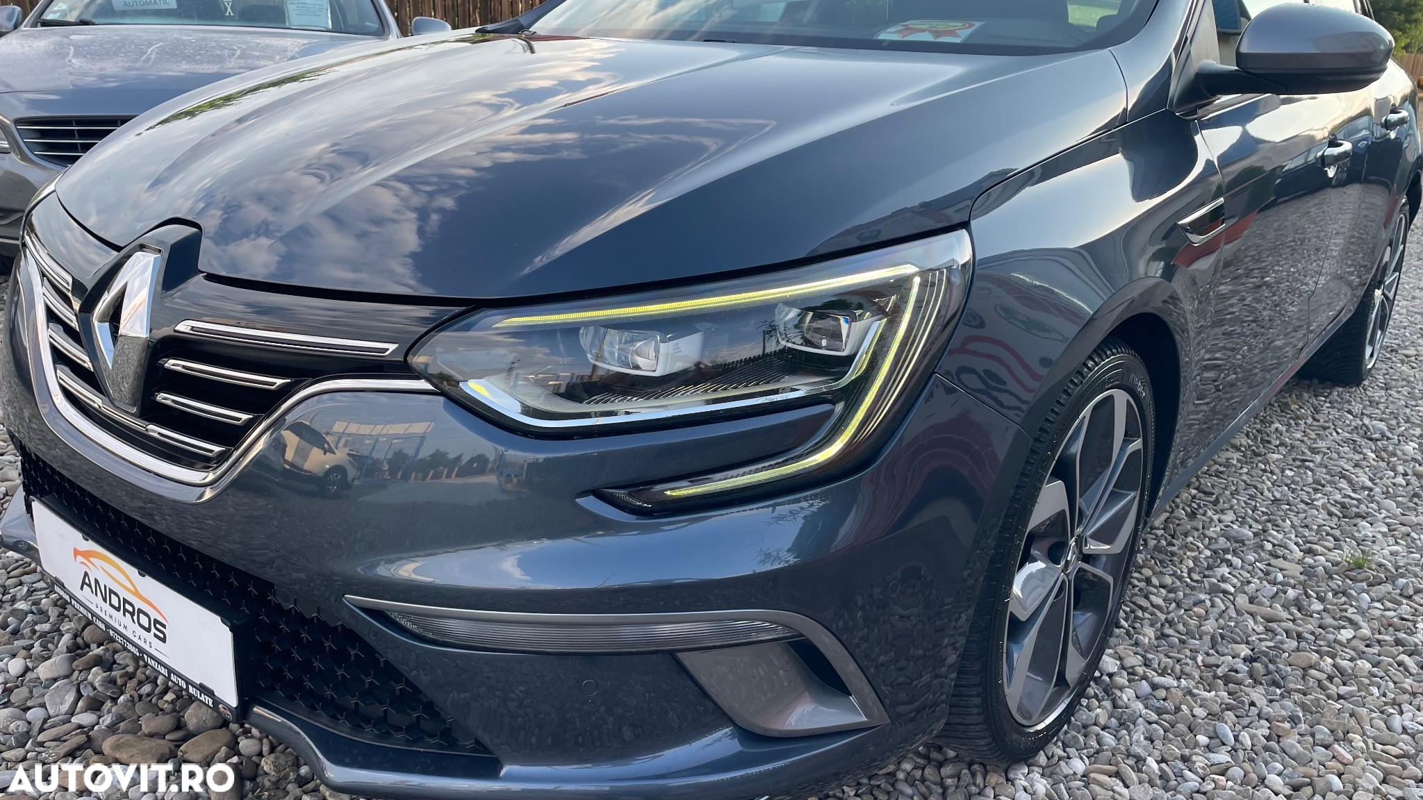 Renault Megane ENERGY dCi 110 EDC GT LINE - 24