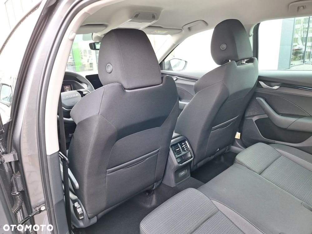 Skoda Octavia 2.0 TDI Edition 130 Selection DSG - 12