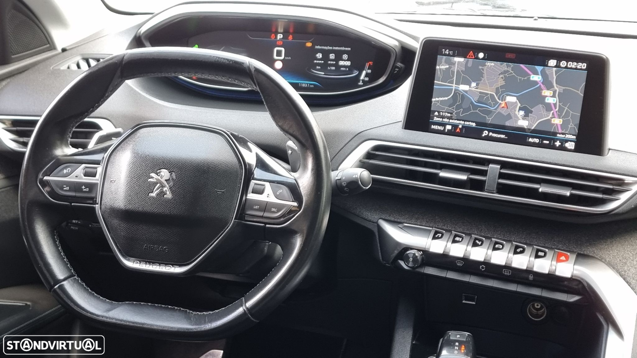 Peugeot 3008 1.2 PureTech Allure EAT6 - 27
