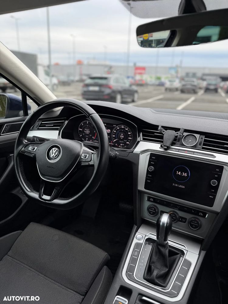 Volkswagen Passat 2.0 TDI DSG R Executive - 26