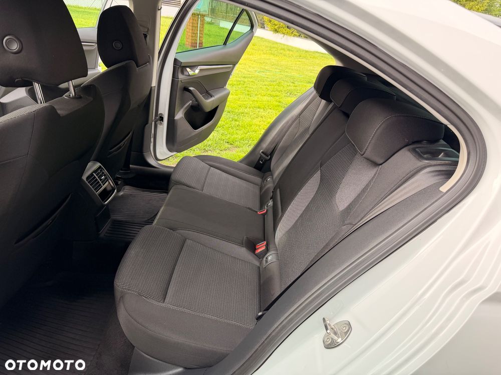Skoda Octavia 1.5 TSI ACT Ambition - 25