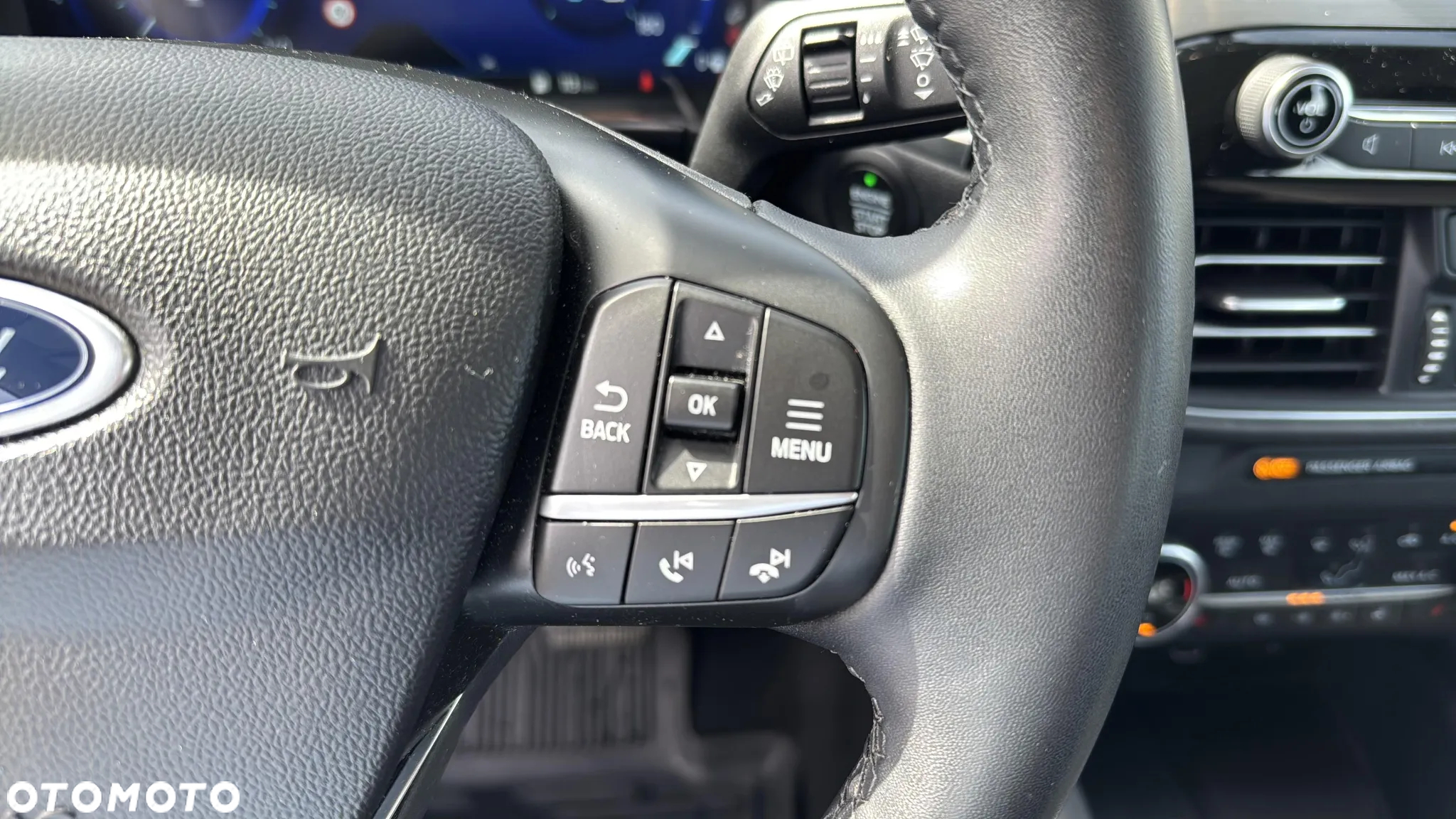 Ford Kuga 2.5 FHEV FWD Titanium - 15