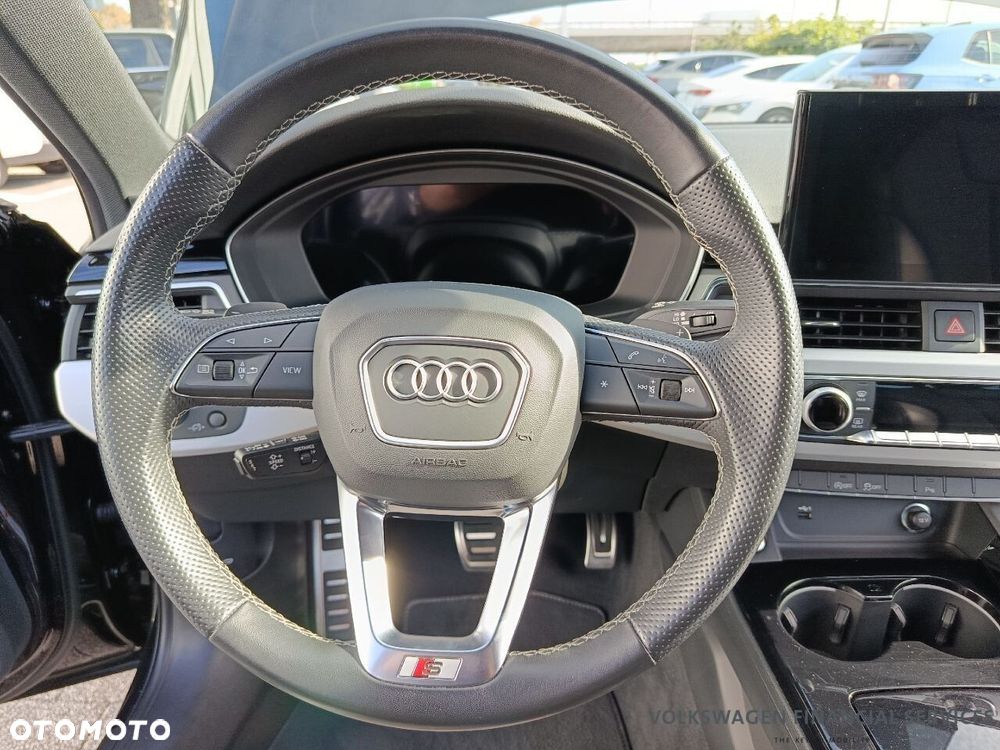 Audi A4 Limousine - 8