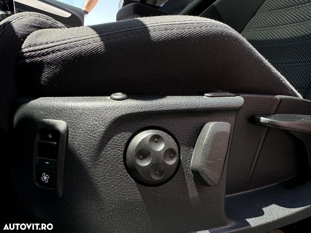 Volkswagen Passat CC - 20