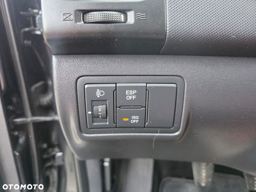 Hyundai i30 1.4 Base + World Cup - 14