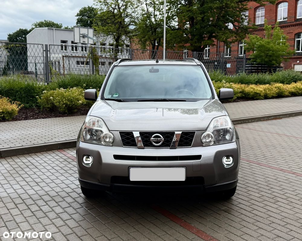 Nissan X-Trail 2.0 dCi XE - 9