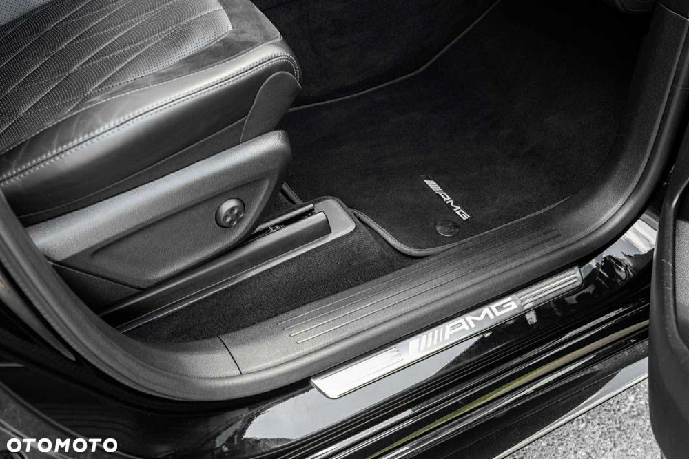 Mercedes-Benz GLE - 31