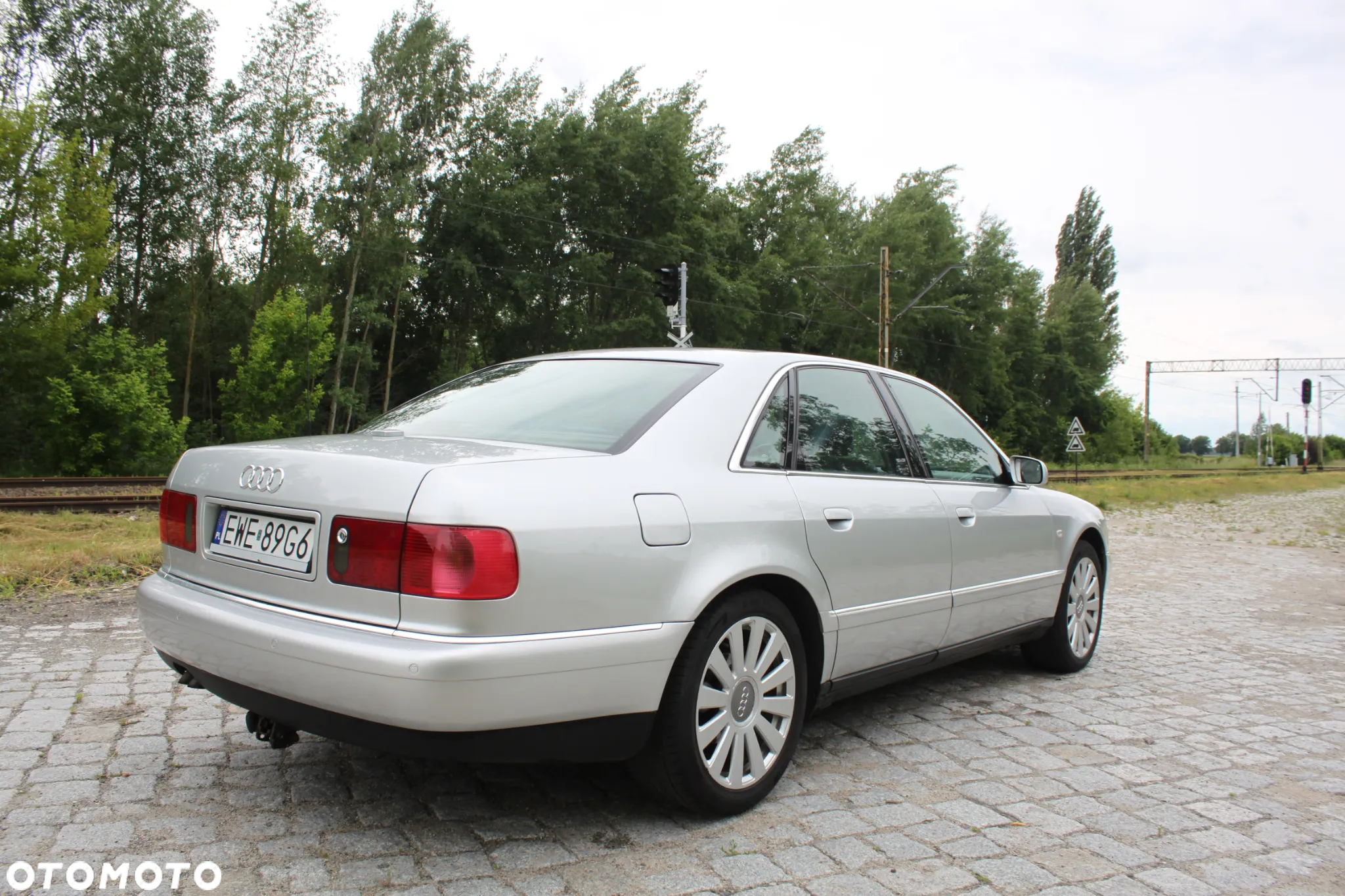 Audi A8 - 4