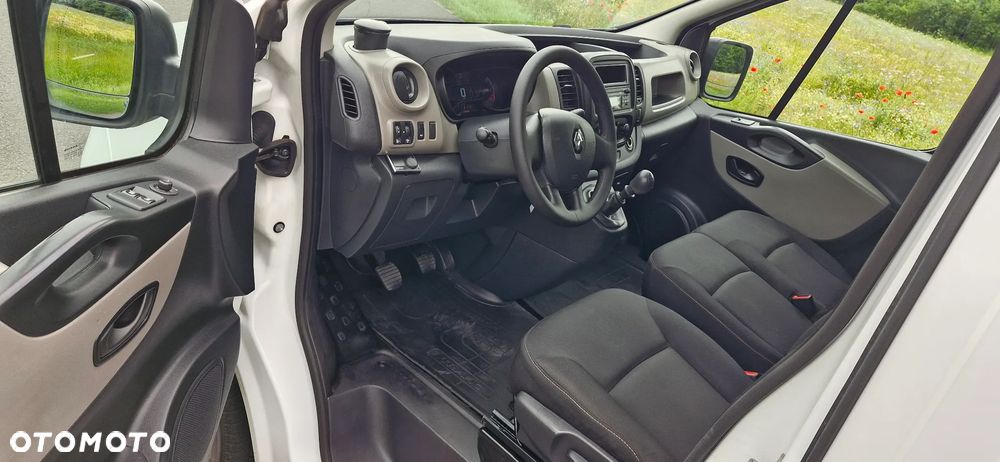 Renault Trafic - 8