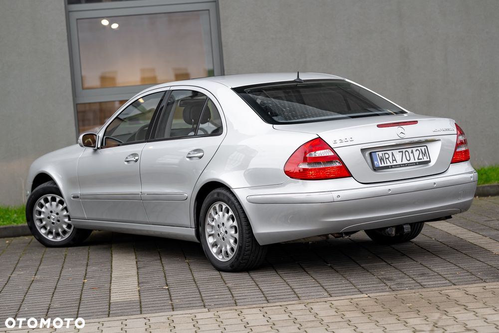 Mercedes-Benz Klasa E 200 Kompressor Automatik Elegance - 13
