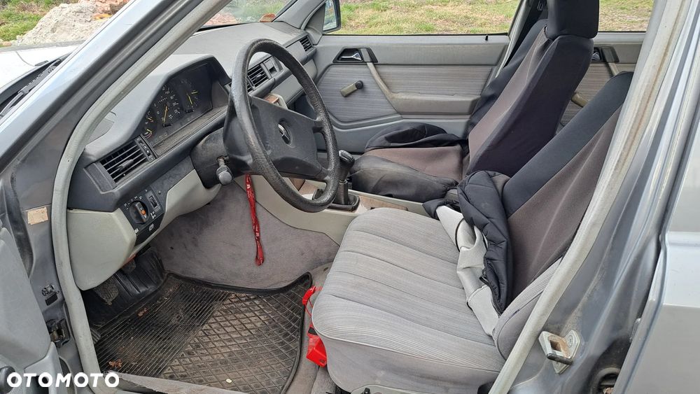 Mercedes-Benz W124 (1984-1993) - 8