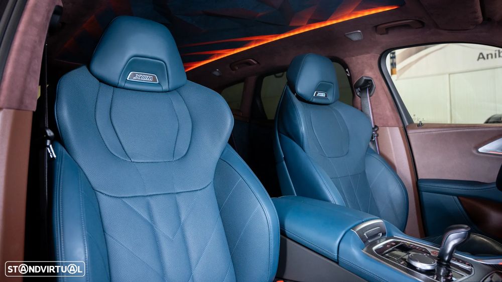 BMW XM 50e - 32
