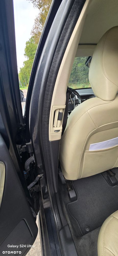 Volvo XC 60 - 35