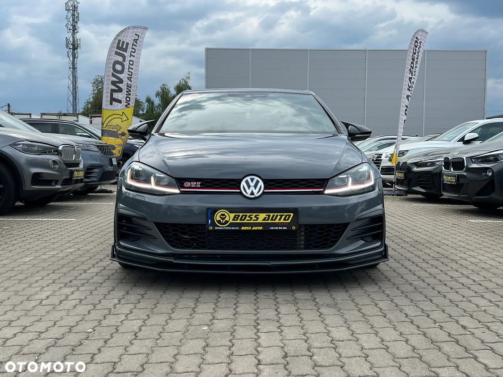 Volkswagen Golf - 4