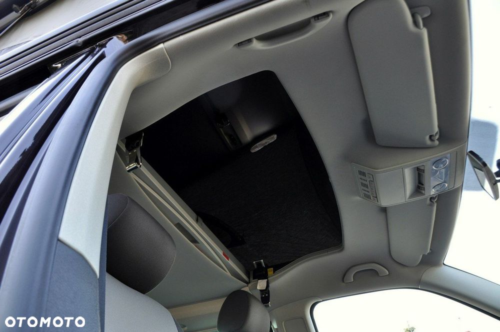 Volkswagen California - 32