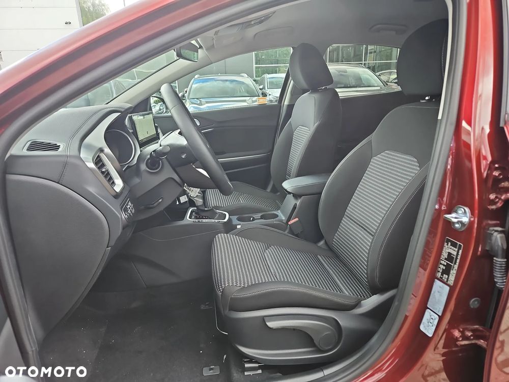 Kia XCeed 1.6 T-GDI M DCT - 11