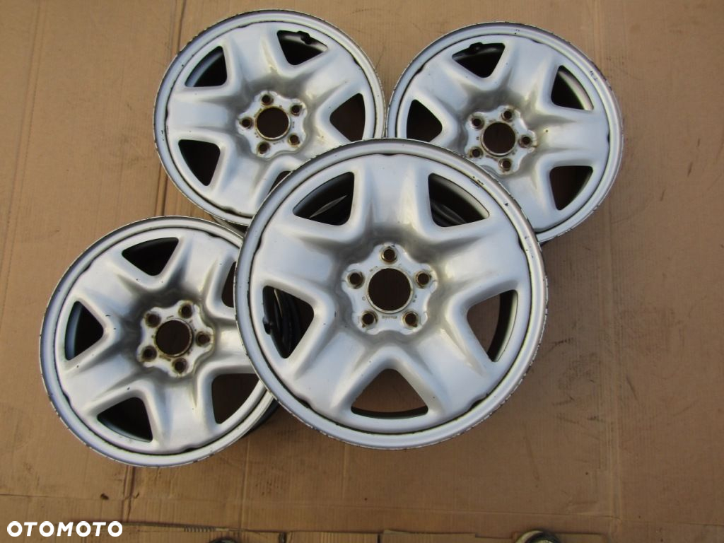 4x Felgi 17 Kia Sportage II IV Hyundai Tucson ix35 7j 5x114,3 ET50 - 10