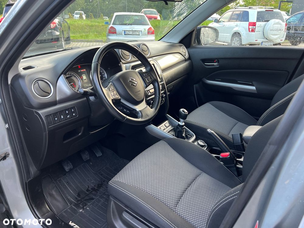 Suzuki Vitara 1.4 Boosterjet Hybrid Allgrip Comfort - 10