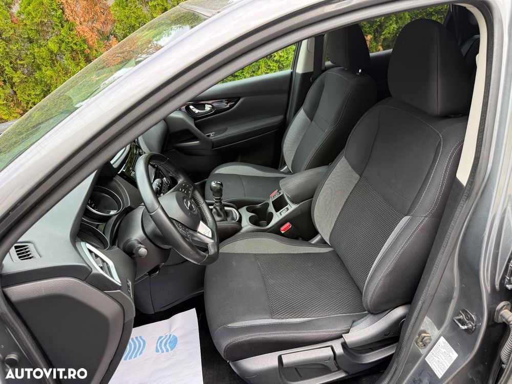 Nissan Qashqai 1.5 DCI N-Connecta - 12