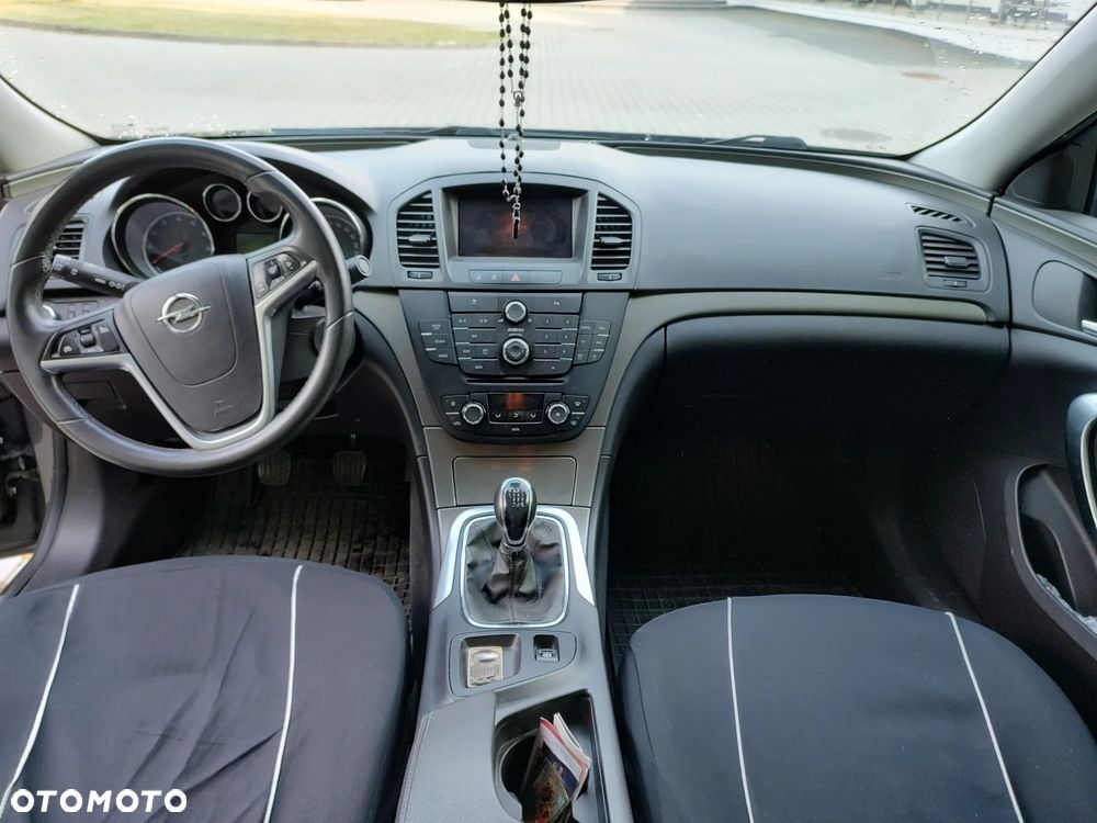 Opel Insignia 1.8 - 8