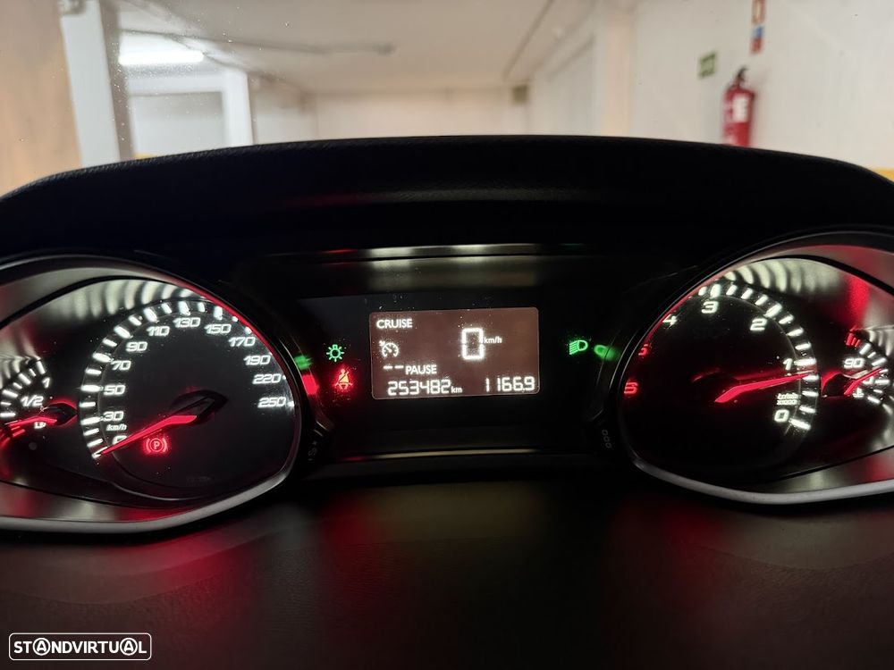Peugeot 308 BlueHDi FAP 120 Stop & Start Allure - 21