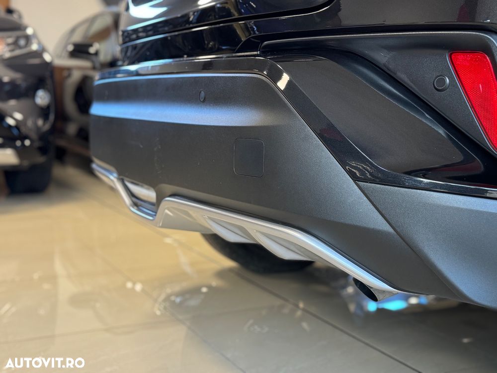 Toyota C-HR Flow - 36