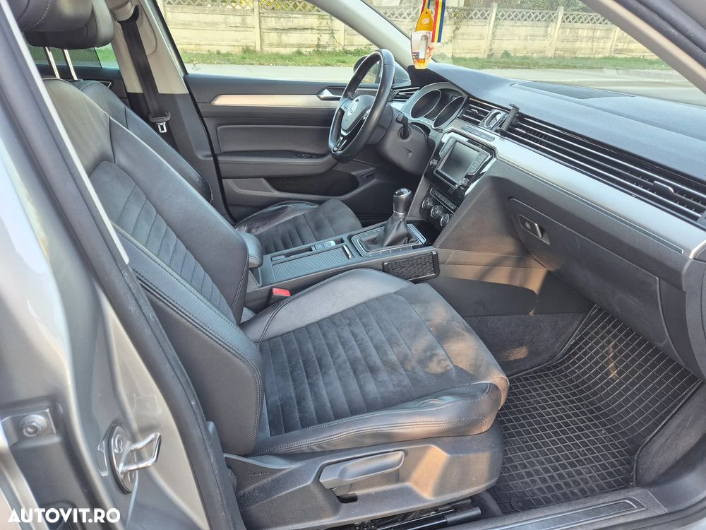 Volkswagen Passat 2.0 TDI (BlueMotion Technology) Highline - 9