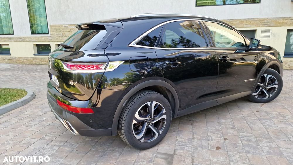 DS Automobiles DS 7 Crossback - 11