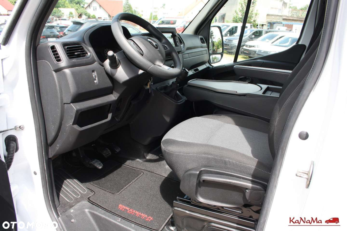 Renault Master - 24
