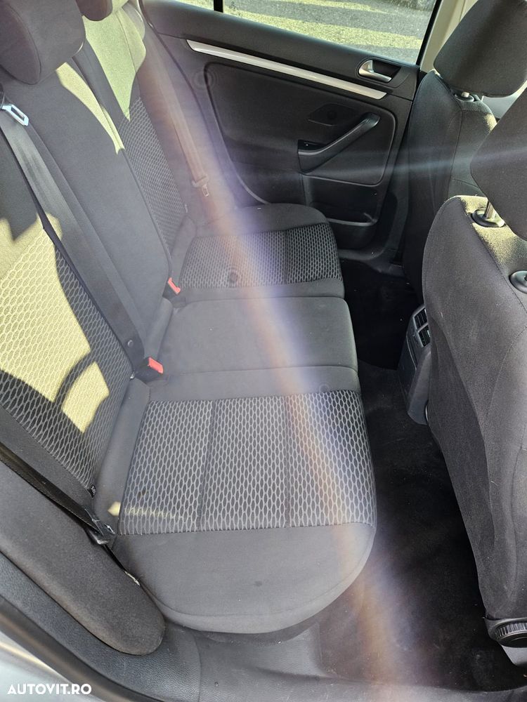 Volkswagen Golf 1.6 TDI DPF DSG Comfortline - 6