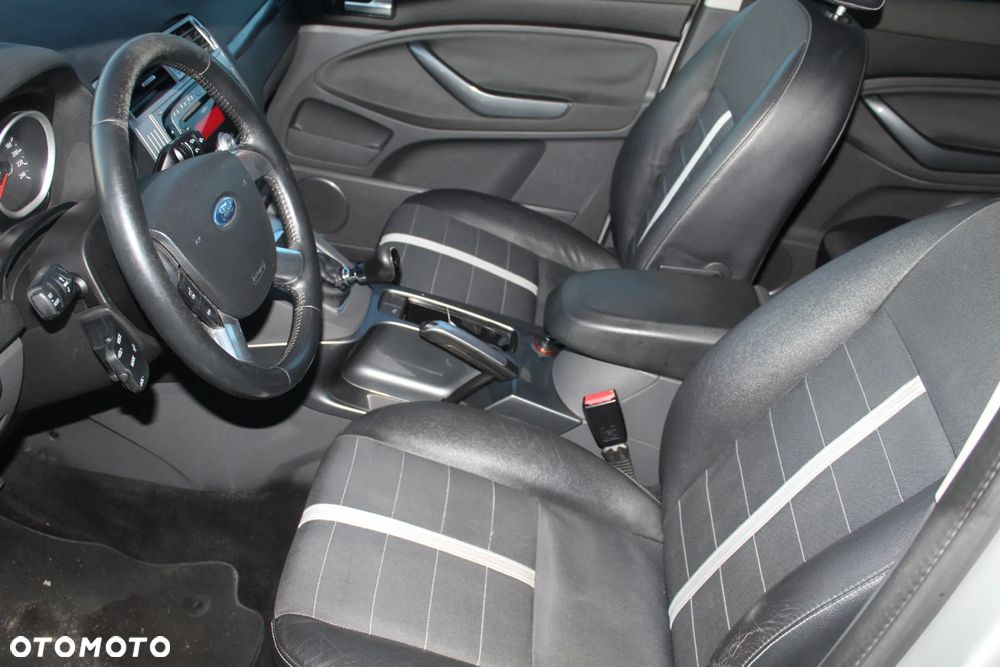 Ford Kuga 2.0 TDCi 4x4 Trend - 13