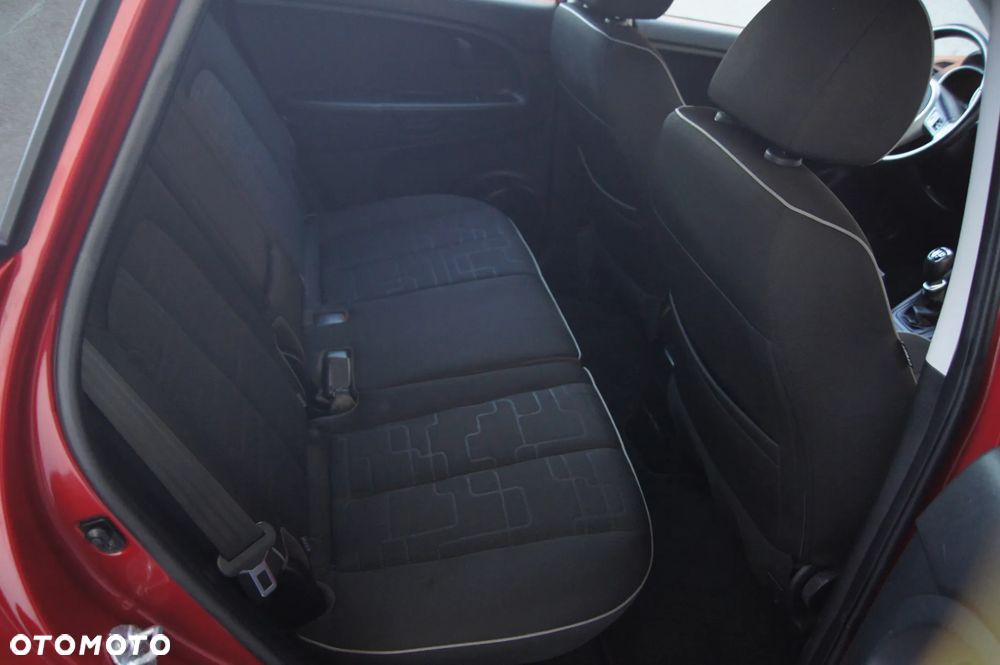 Kia Venga 1.4 CVVT Spirit - 19