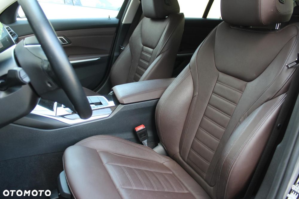 BMW Seria 3 - 8