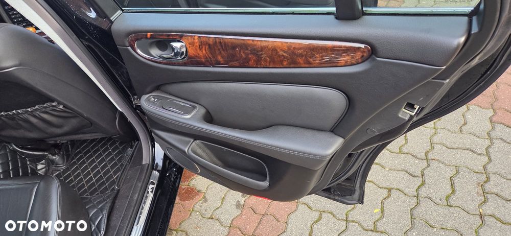 Jaguar XJ XJ6 3.0 - 11