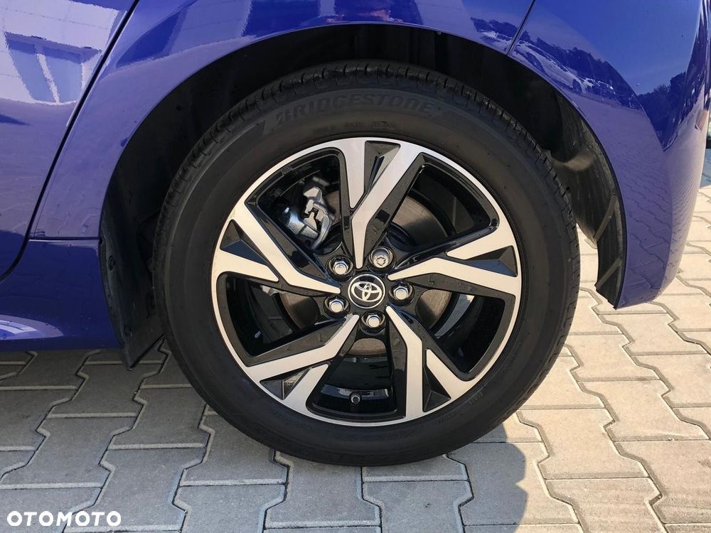 Toyota Yaris Hybrid 1.5 Style - 36
